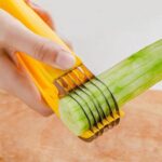 Herramienta de cocina Cortadora de plátano Cortadora para ensalada de frutas (Amarillo)