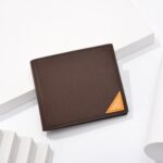 DEABOLAR Cartera corta para hombre con diseño de cruz, monedero con cremallera de tres pliegues, tarjetero para licencia de conducir, 087 (Coffee)