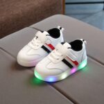 Zapatos casuales con luz LED Zapatos de tablero plano para niños, 23
