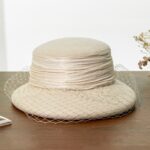 Sombrero decorativo de malla superior redonda de boina de fieltro de lana de otoño e invierno, Beige
