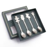 Juego de regalo de vajilla con cuchara de acero inoxidable navideña de 4 unidades por paquete, Silver Green Box