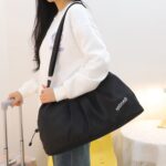 Bolsa de almacenamiento para natación con separación de ropa seca y húmeda, bolsa deportiva para ejercicios con compartimento para zapatos, Black - Imagen 11
