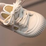 Zapatos para bebés pequeños, zapatos de tablero informales antipatadas con punta llena para niños y niñas, 16 - Imagen 3