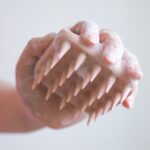 Cepillo de masaje de champú para el cabello de silicona suave cuadrado, peine de masaje para el cuero cabelludo limpio - Imagen 7