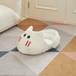 Cama para mascotas semiabierta, amplia y cálida para invierno, que bloquea la luz., White + S