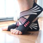 1 par de calcetines antideslizantes para Yoga, calcetines sin dedos para Pilates, Ballet, Yoga, Pilates, zapatos de barra para mujer, 225-230mm de longitud del pie, 225-230mm (Pink)